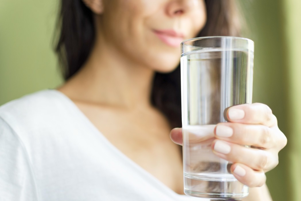 Selain bermanfaat untuk ukuran tubuh, diet air putih juga dapat menurunkan stres (oleh Lina M)