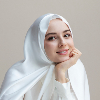 beautiful woman wearing hijab